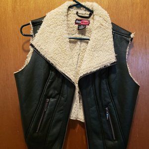 Dark green retro vest
